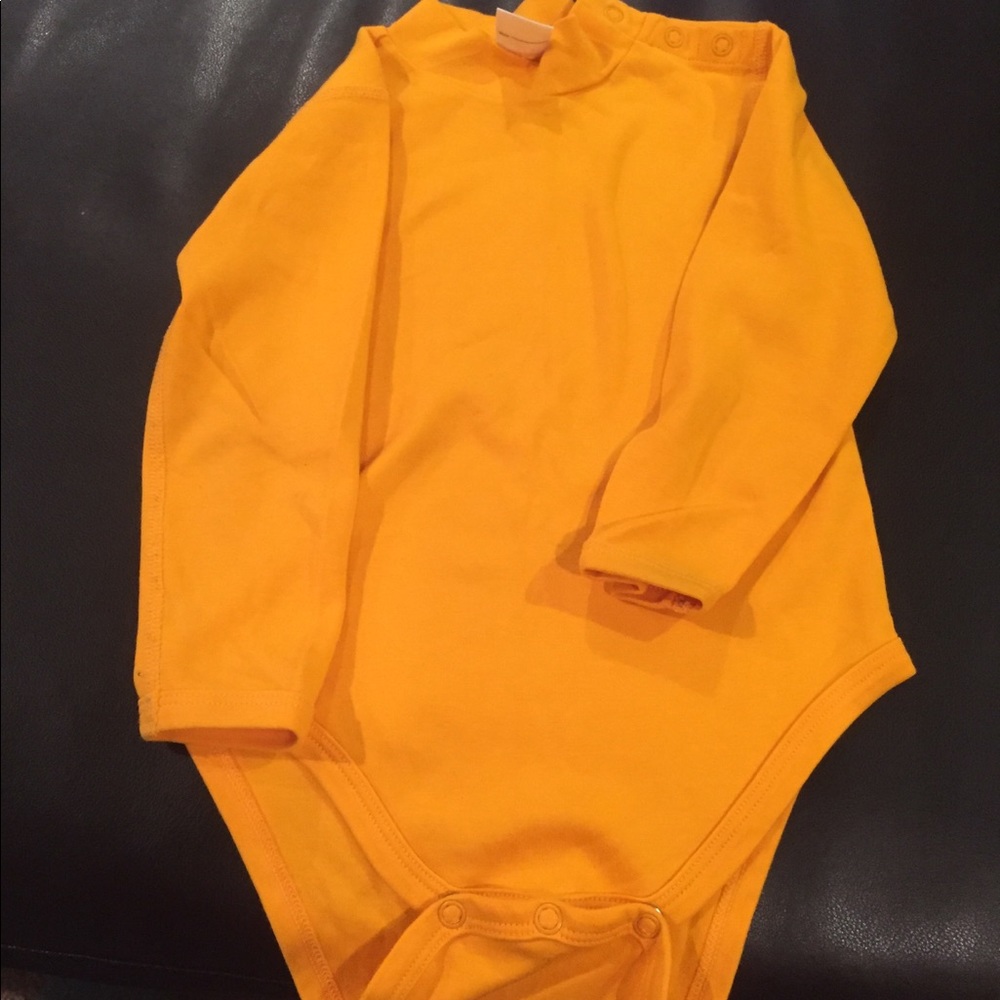 Hanna Anderson body suit.  Size 90/3T